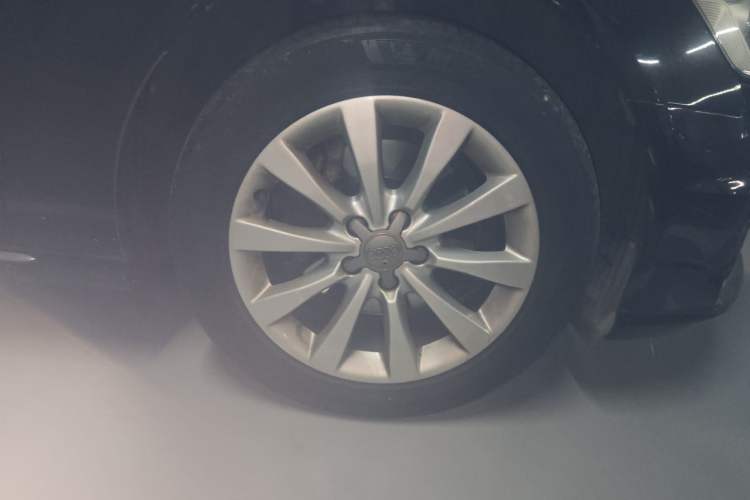 Used Audi A6L 2017 TFSI Technology Edition Right Front Wheel Hub