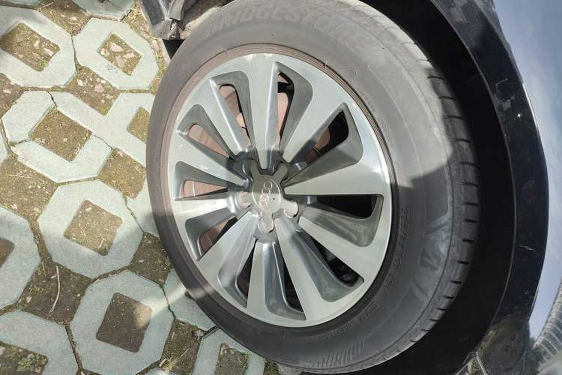 Used Audi A6L 2017 30 FSI Comfort Model Right Front Wheel Hub