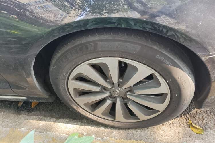Used Audi A6L 2017 30 FSI Comfort Model Right Front Wheel Hub