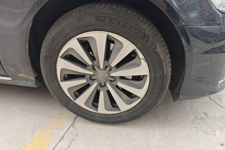 Used Audi A6L 2017 TFSI Comfort Model Right Front Wheel Hub