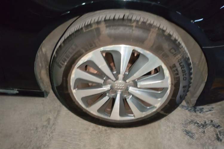 Used Audi A6L 2017 30 FSI Comfort Model Right Front Wheel Hub