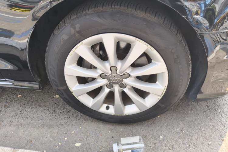 Used Audi A6L 2017 TFSI Comfort Model Right Front Wheel Hub