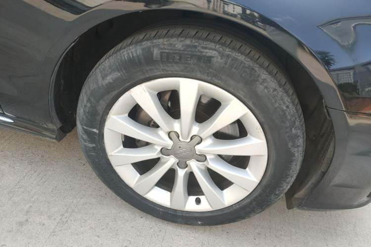 Used Audi A6L 2017 TFSI Technology Edition Right Front Wheel Hub