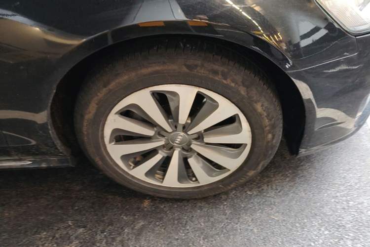 Used Audi A6L 2017 30 FSI Technology Model Right Front Wheel Hub