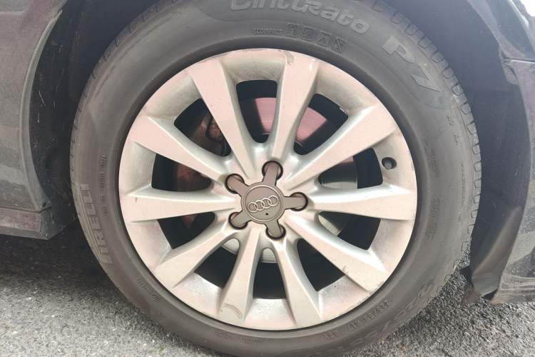 Used Audi A6L 2017 30 FSI Technology Model Right Front Wheel Hub