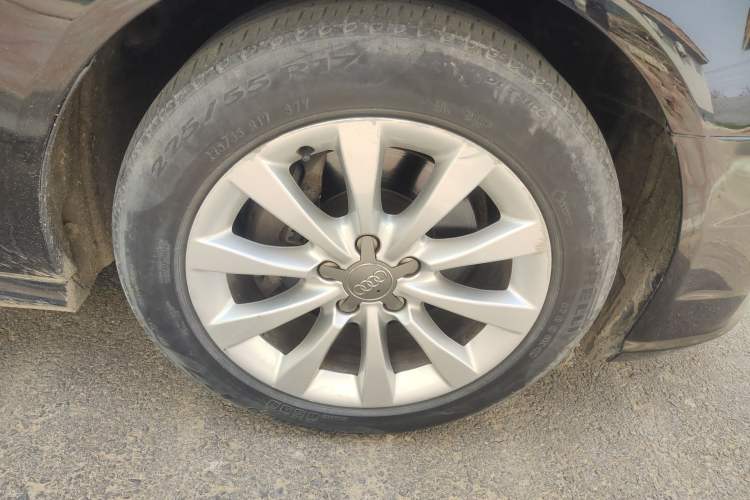 Used Audi A6L 2017 30 FSI Technology Model Right Front Wheel Hub