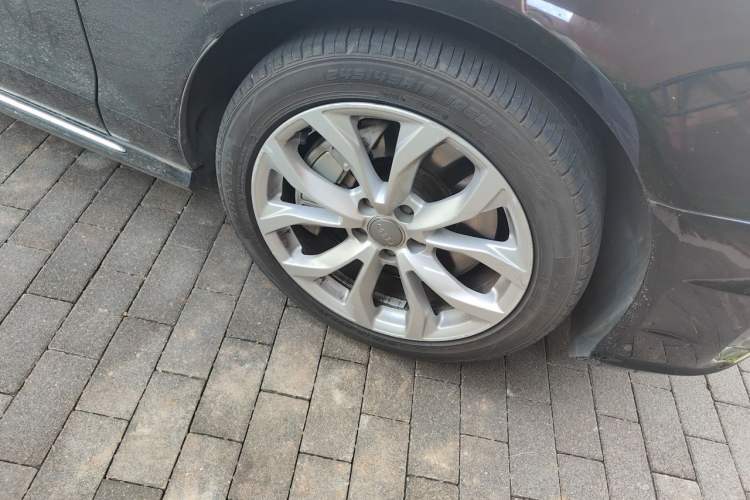 Used Audi A6L 2017 45 TFSI quattro Sport Edition Right Front Wheel Hub