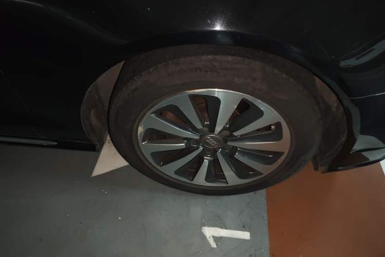 Used Audi A6L 2017 30 FSI Comfort Model Right Front Wheel Hub