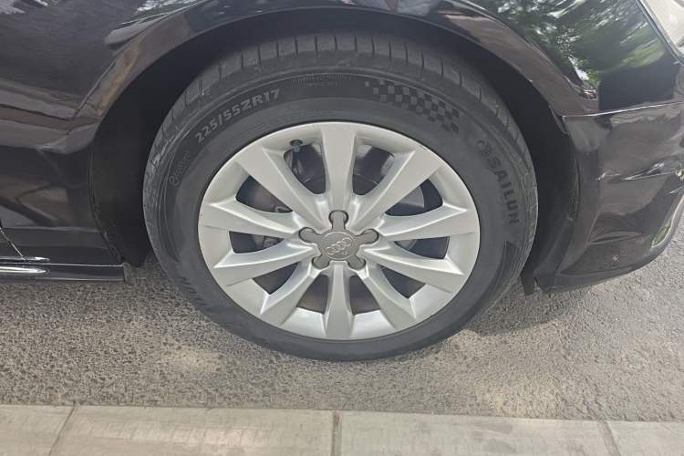 Used Audi A6L 2017 TFSI Comfort Model Right Front Wheel Hub