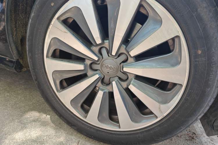 Used Audi A6L 2017 30 FSI Comfort Model Right Front Wheel Hub