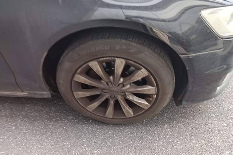 Used Audi A6L 2017 TFSI Technology Edition Right Front Wheel Hub