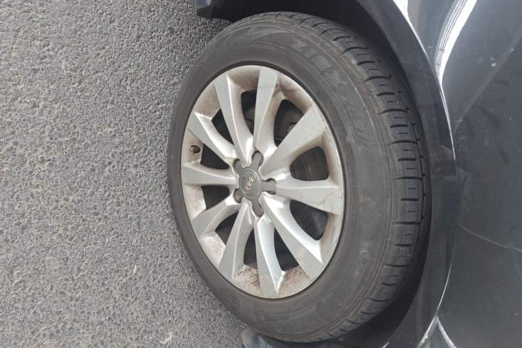 Used Audi A6L 2017 30 FSI Technology Model Right Front Wheel Hub