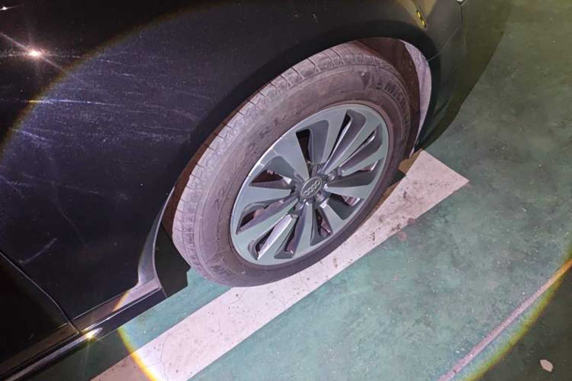 Used Audi A6L 2017 30 FSI Comfort Model Right Front Wheel Hub