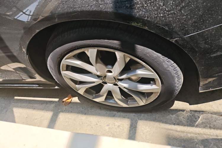 Used Audi A6L 2017 TFSI Sport Edition Right Front Wheel Hub