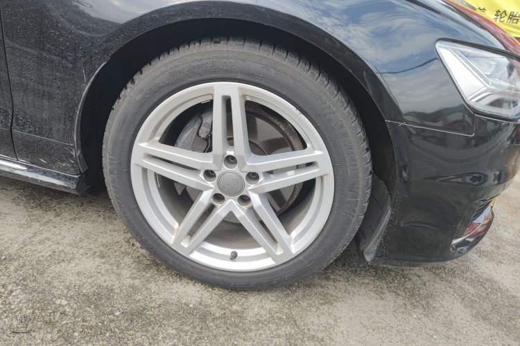 Used Audi A6L 2017 30 FSI Comfort Model Right Front Wheel Hub