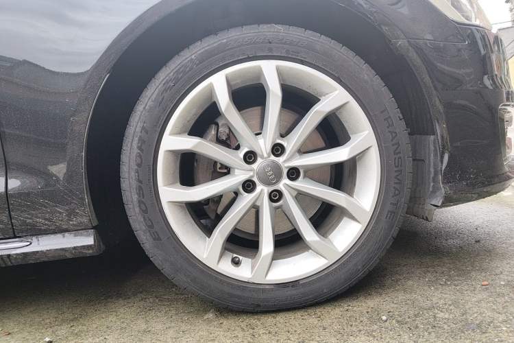 Used Audi A6L 2017 TFSI Technology Edition Right Front Wheel Hub