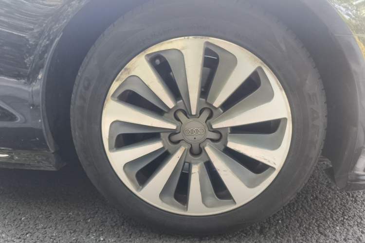 Used Audi A6L 2017 30 FSI Comfort Model Right Front Wheel Hub