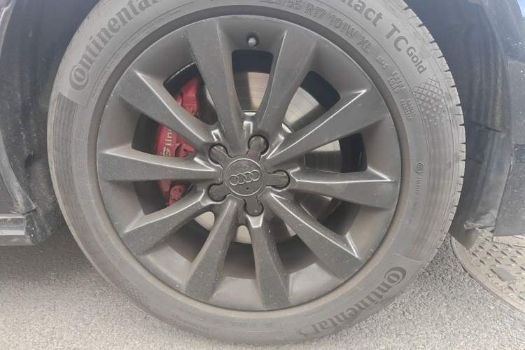Used Audi A6L 2017 TFSI Technology Edition Right Front Wheel Hub