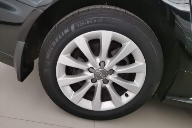 Used Audi A6L 2017 TFSI Technology Edition Right Rear Wheel Hub