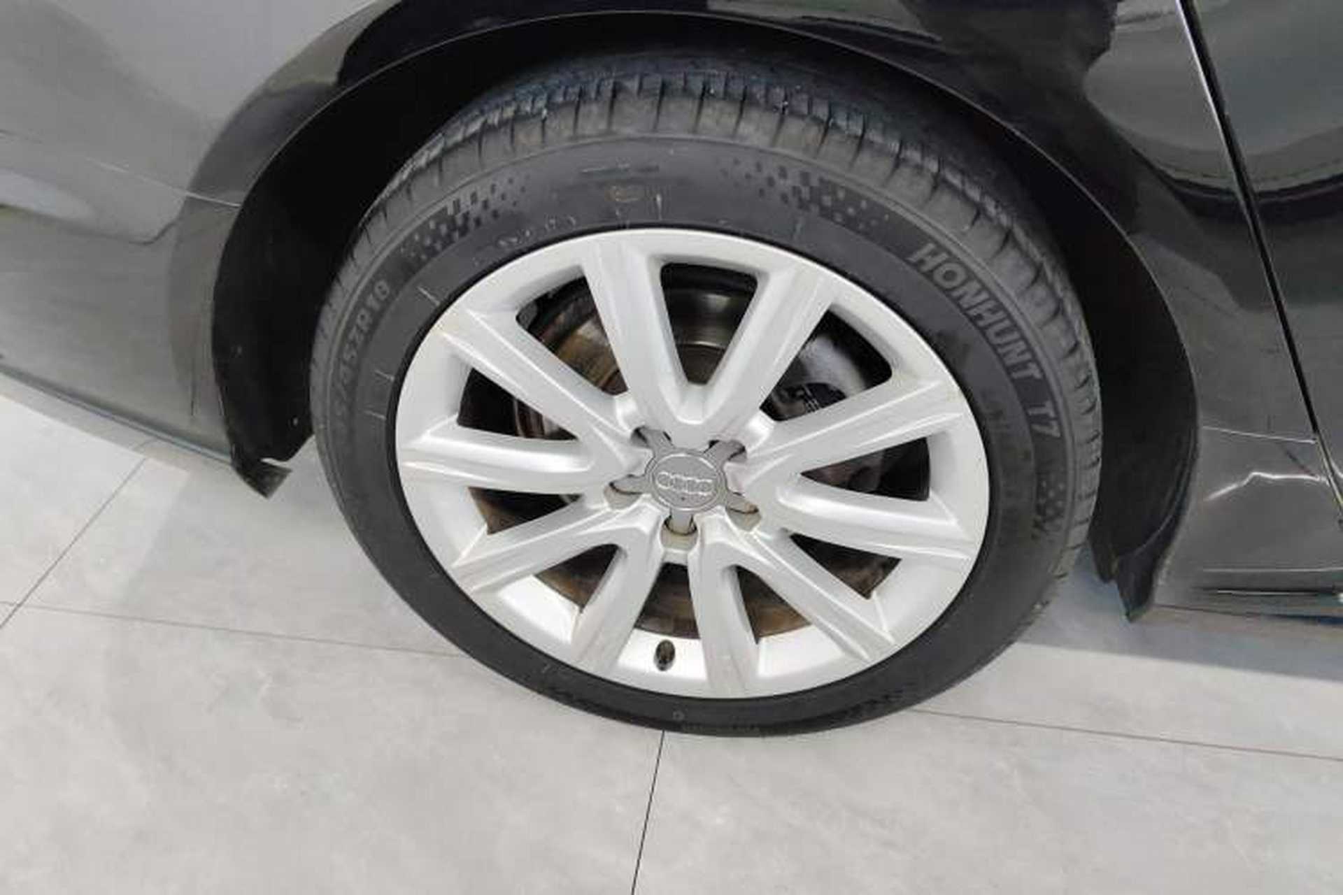Used Audi A6L 2017 30 FSI Technology Model Right Rear Wheel Hub