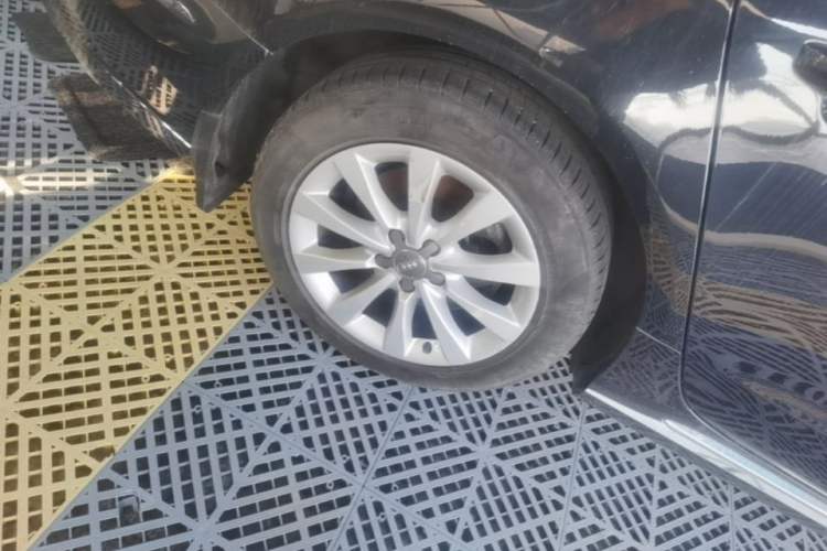 Used Audi A6L 2017 30 FSI Technology Model Right Rear Wheel Hub