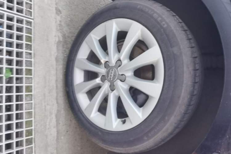 Used Audi A6L 2017 30 FSI Technology Model Right Rear Wheel Hub