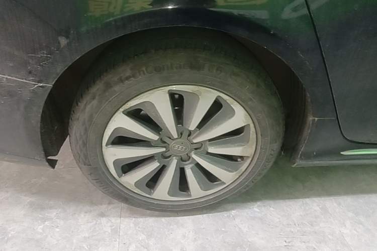 Used Audi A6L 2017 30 FSI Comfort Model Right Rear Wheel Hub
