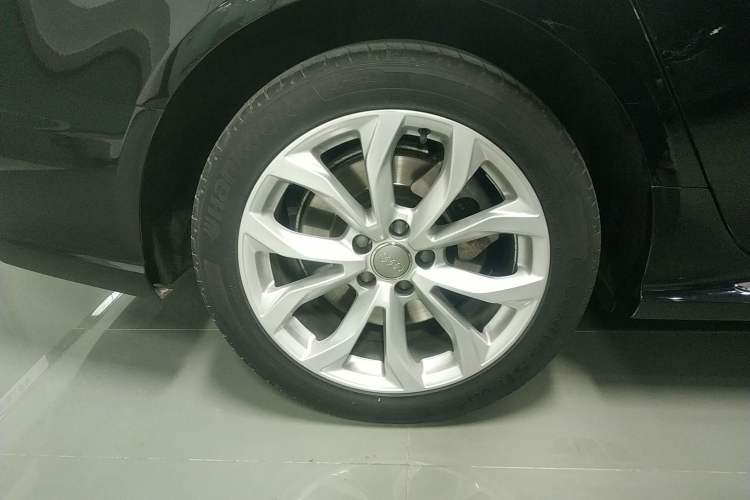 Used Audi A6L 2017 45 TFSI quattro Sport Edition Right Rear Wheel Hub