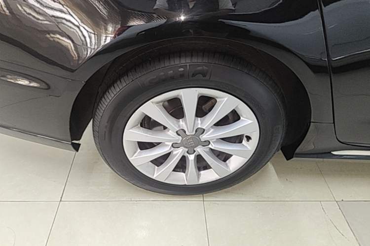Used Audi A6L 2017 TFSI Technology Edition Right Rear Wheel Hub