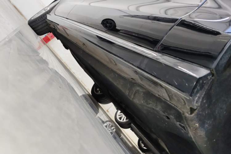 Used Audi A6L 2017 30 FSI Technology Model Right Side Sill