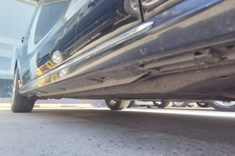 Used Audi A6L 2017 30 FSI Technology Model Right Side Sill
