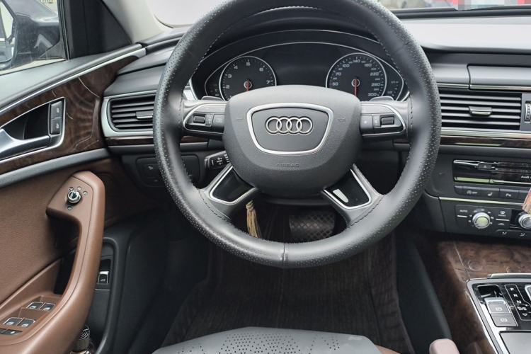 Used Audi A6L 2017 TFSI Comfort Model Steering Wheel