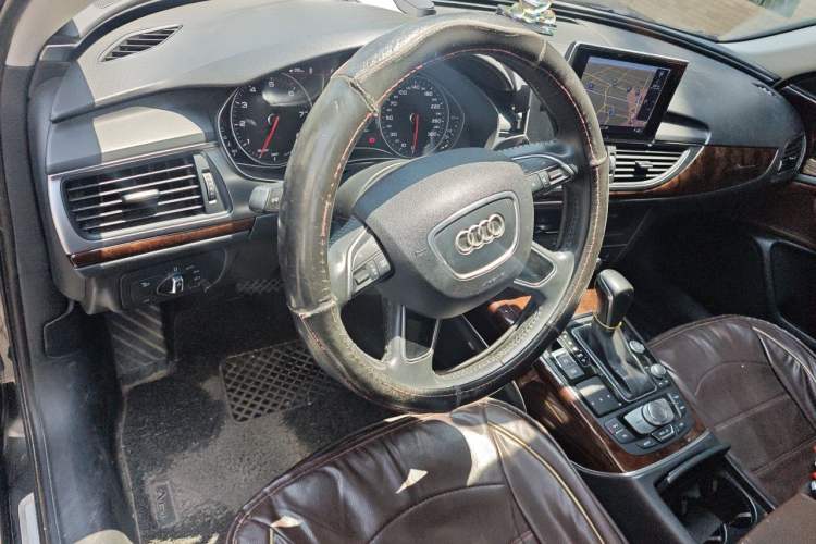 Used Audi A6L 2017 30 FSI Comfort Model Steering Wheel
