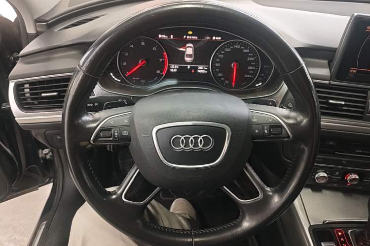 Used Audi A6L 2017 TFSI Technology Edition Steering Wheel