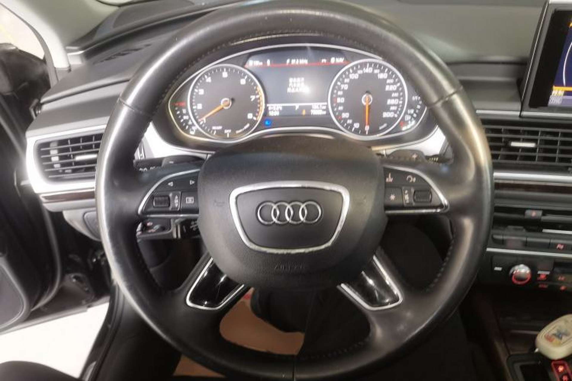 Used Audi A6L 2017 TFSI Comfort Model Steering Wheel