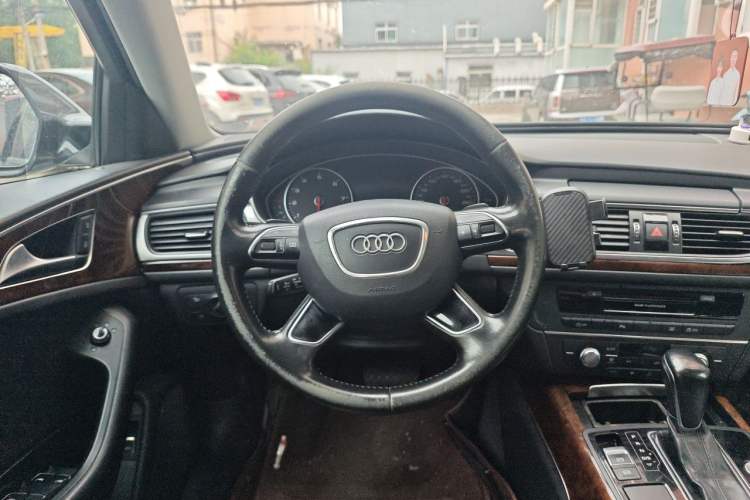 Used Audi A6L 2017 TFSI Comfort Model Steering Wheel