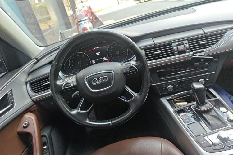 Used Audi A6L 2017 TFSI Technology Edition Steering Wheel