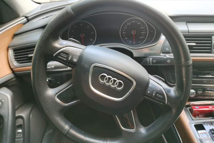 Used Audi A6L 2017 30 FSI Comfort Model Steering Wheel