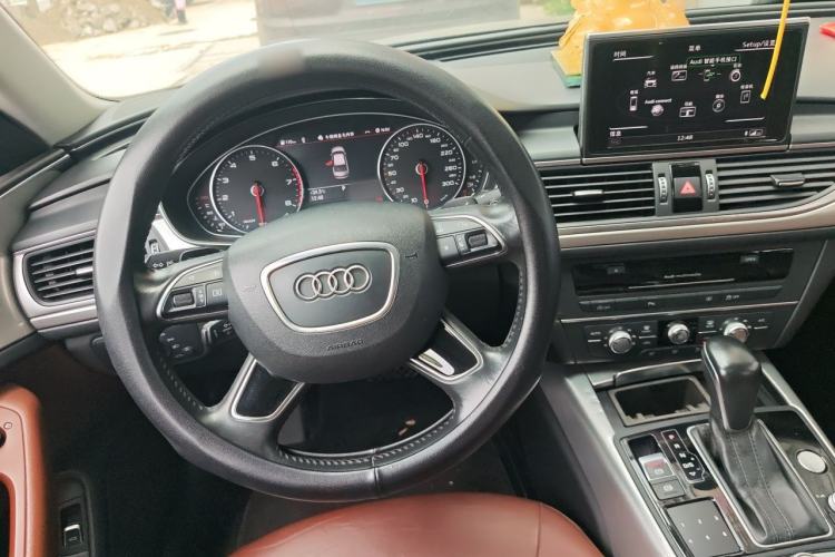 Used Audi A6L 2017 TFSI Technology Edition Steering Wheel