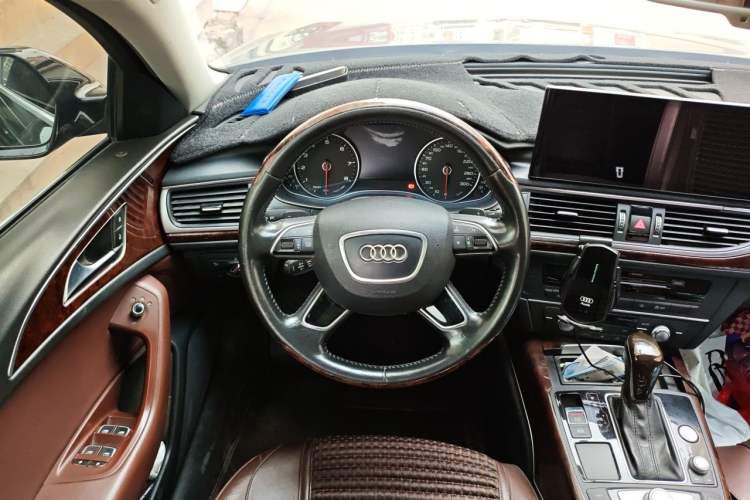 Used Audi A6L 2017 TFSI Comfort Model Steering Wheel