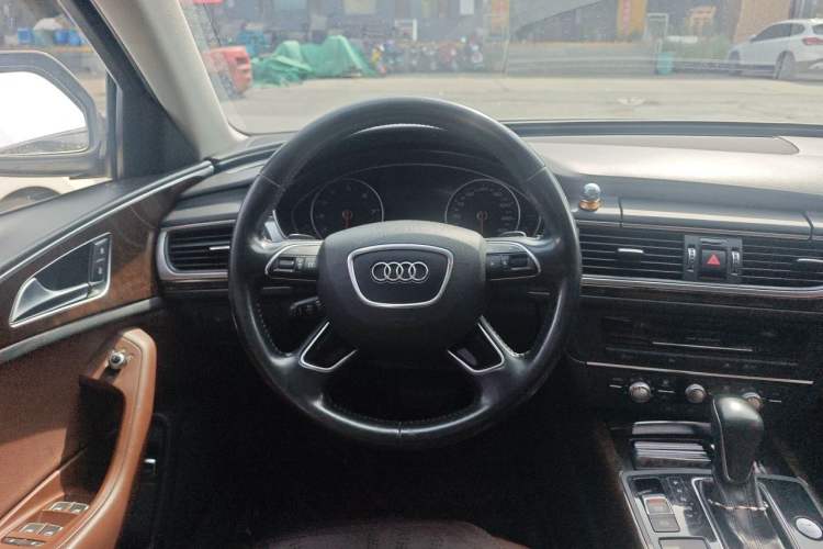 Used Audi A6L 2017 TFSI Comfort Model Steering Wheel
