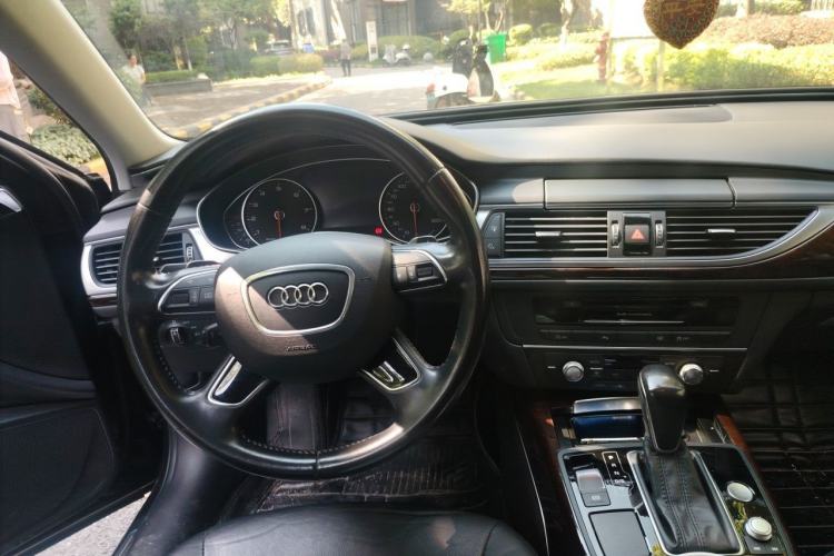 Used Audi A6L 2017 TFSI Comfort Model Steering Wheel