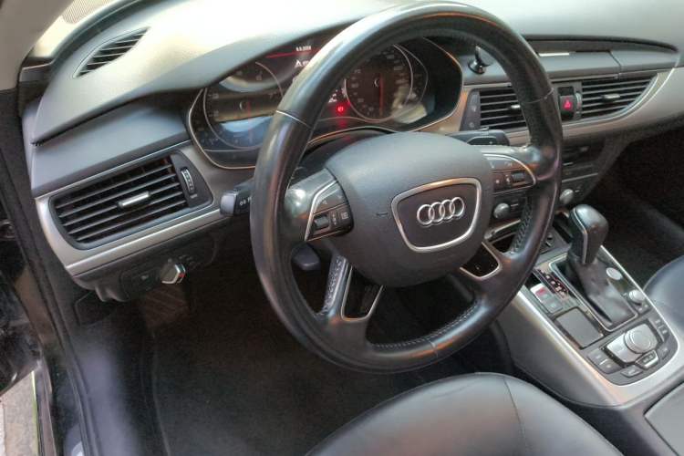 Used Audi A6L 2017 TFSI Technology Edition Steering Wheel