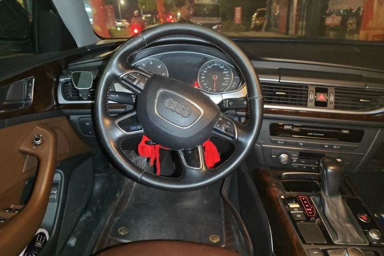 Used Audi A6L 2017 TFSI Comfort Model Steering Wheel