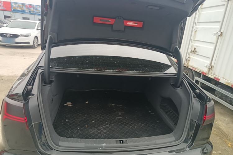 Used Audi A6L 2017 TFSI Technology Edition Trunk