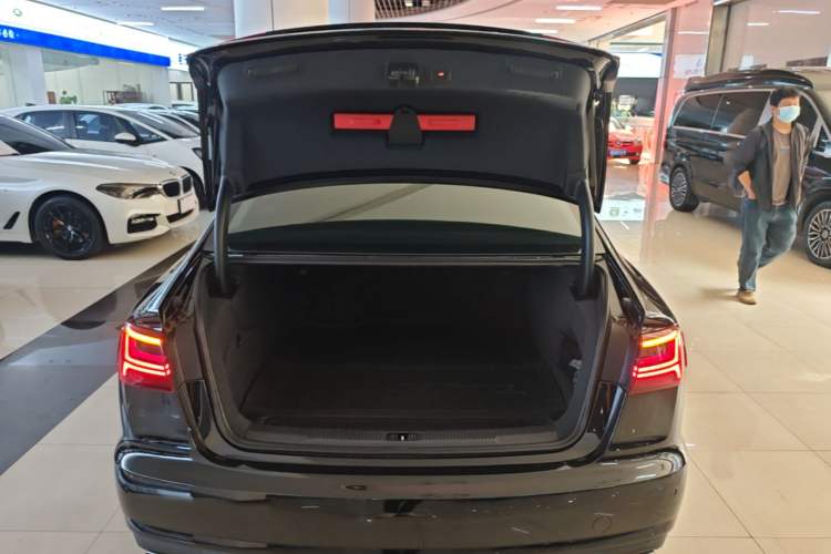 Used Audi A6L 2017 45 TFSI quattro Sport Edition Trunk