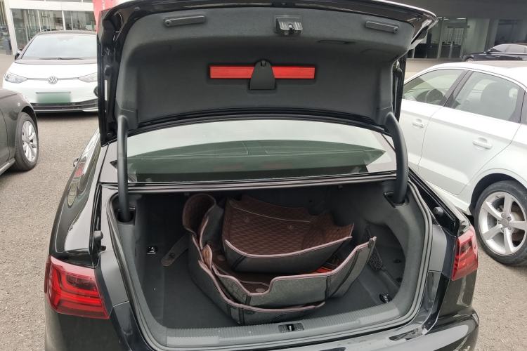 Used Audi A6L 2017 TFSI Technology Edition Trunk