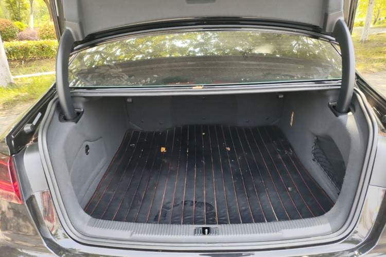 Used Audi A6L 2017 30 FSI Technology Model Trunk