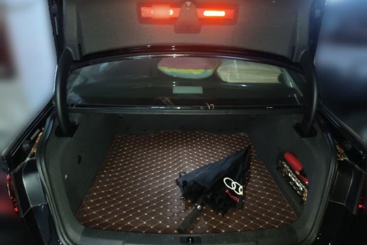 Used Audi A6L 2017 TFSI Comfort Model Trunk