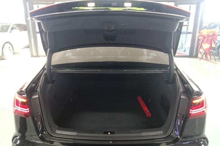 Used Audi A6L 2017 45 TFSI quattro Sport Edition Trunk